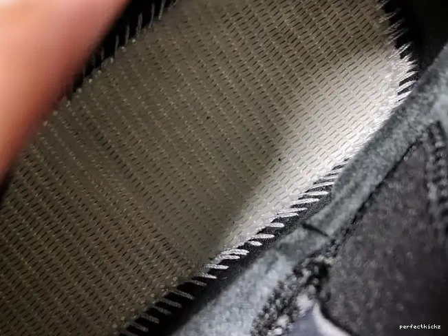EG1535 Basketball Adidas Quantum Yeezy 0517